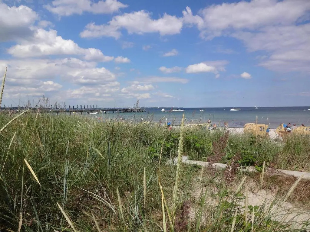 TER-101-Terrassenhuegel-Teilseeblick