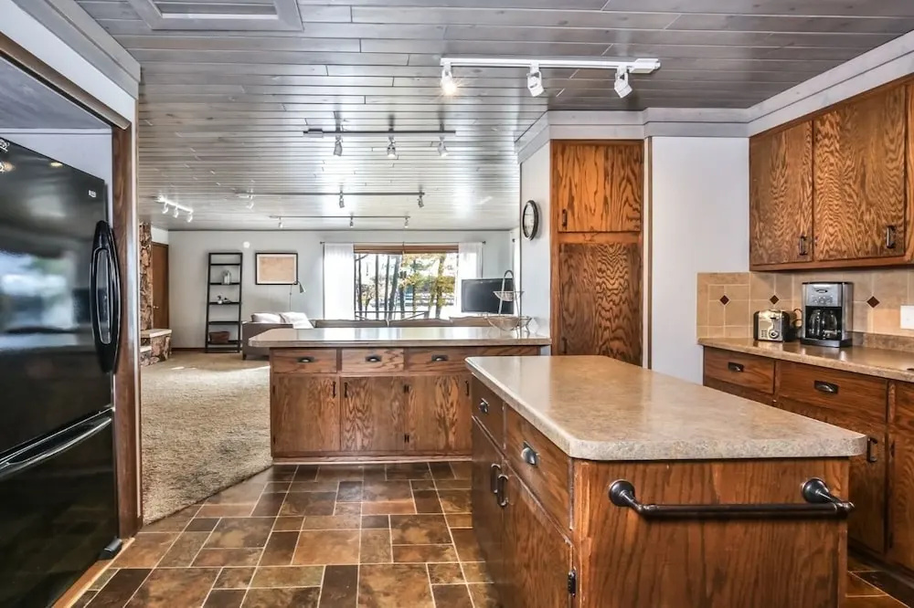 Hilltop - Serenity Bay Resort 2 Bedroom Cabin