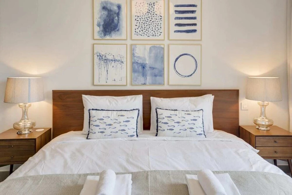 Modern En-suite Flat w/ Dubai Marina View!