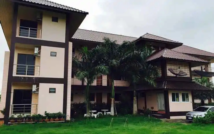 Bann Chompu Resort
