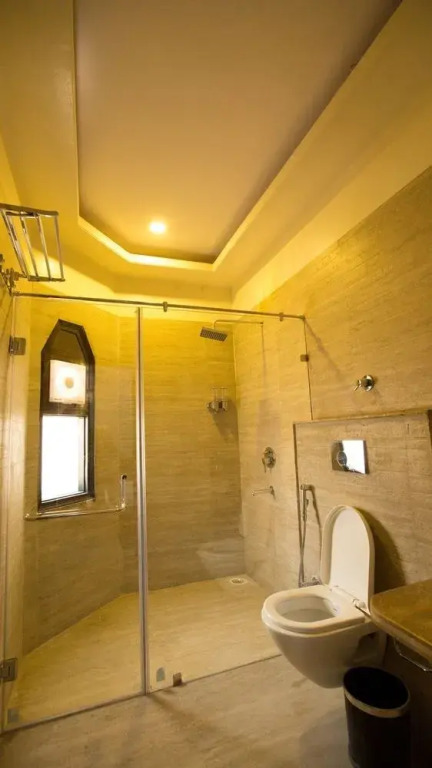 White Mushroom hotel - V Inn
