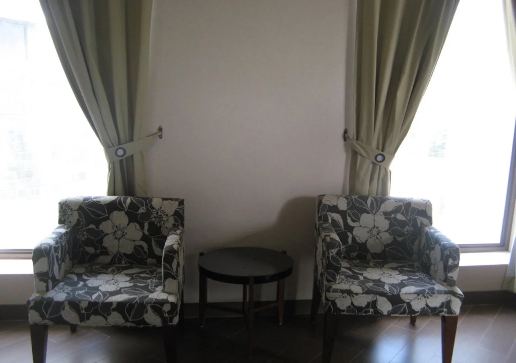The Acacia Anyer