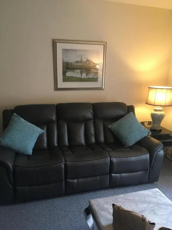 Silverhill House Apartment