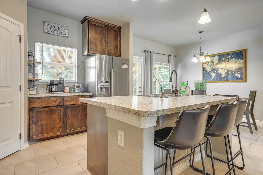 Canyon Lake Home w/ Private Pool, Hot Tub & Sauna!