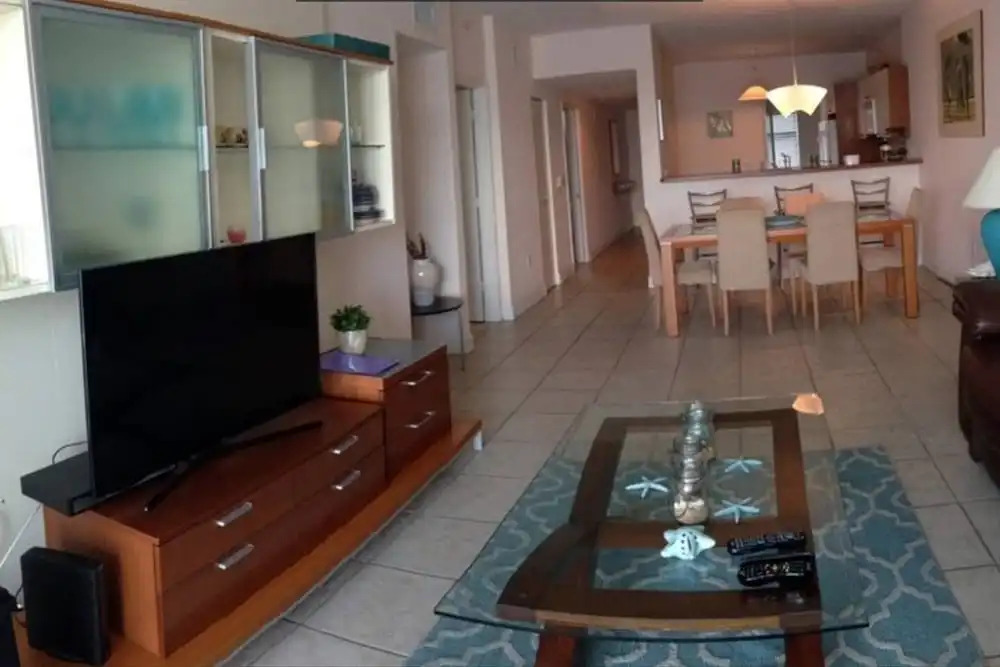 Le Marina Bay 1003 by Go Florida Condo, Sunny Isles