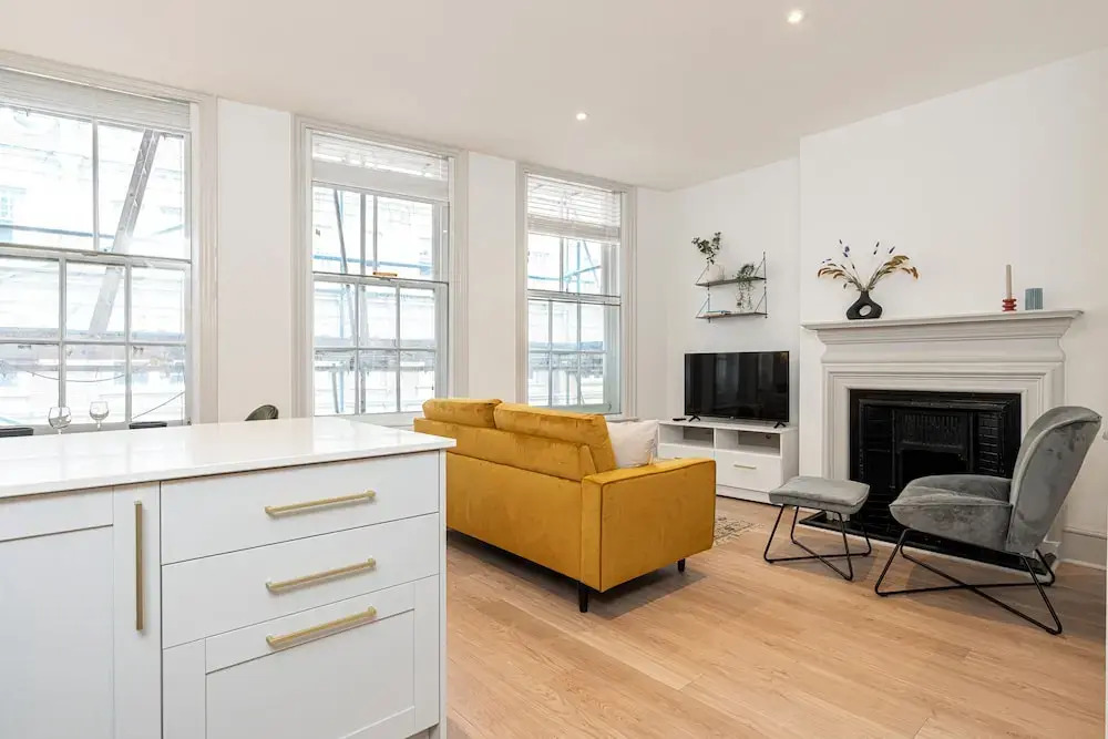 JOIVY Stylish 1 bed flats in Soho