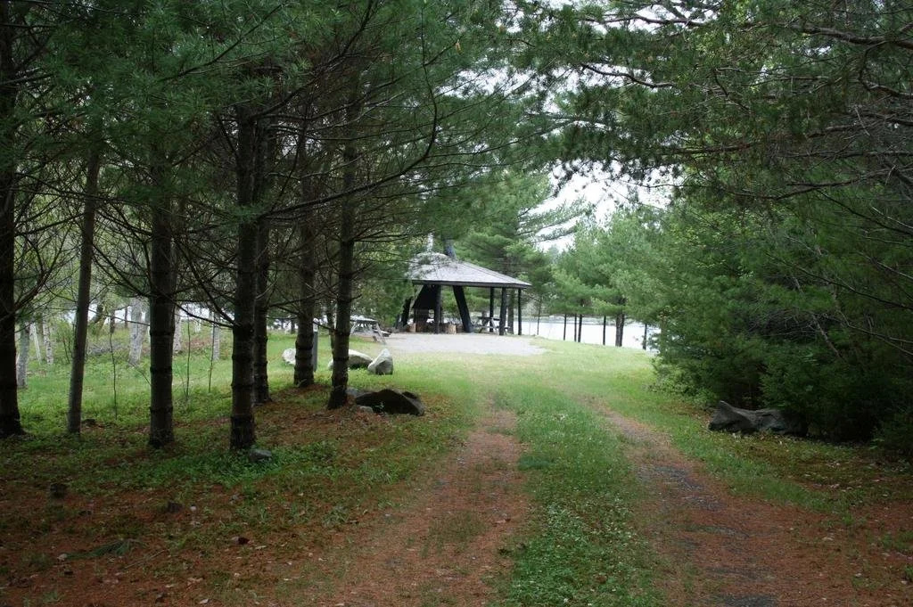 1 and Only Riverside Accommodations