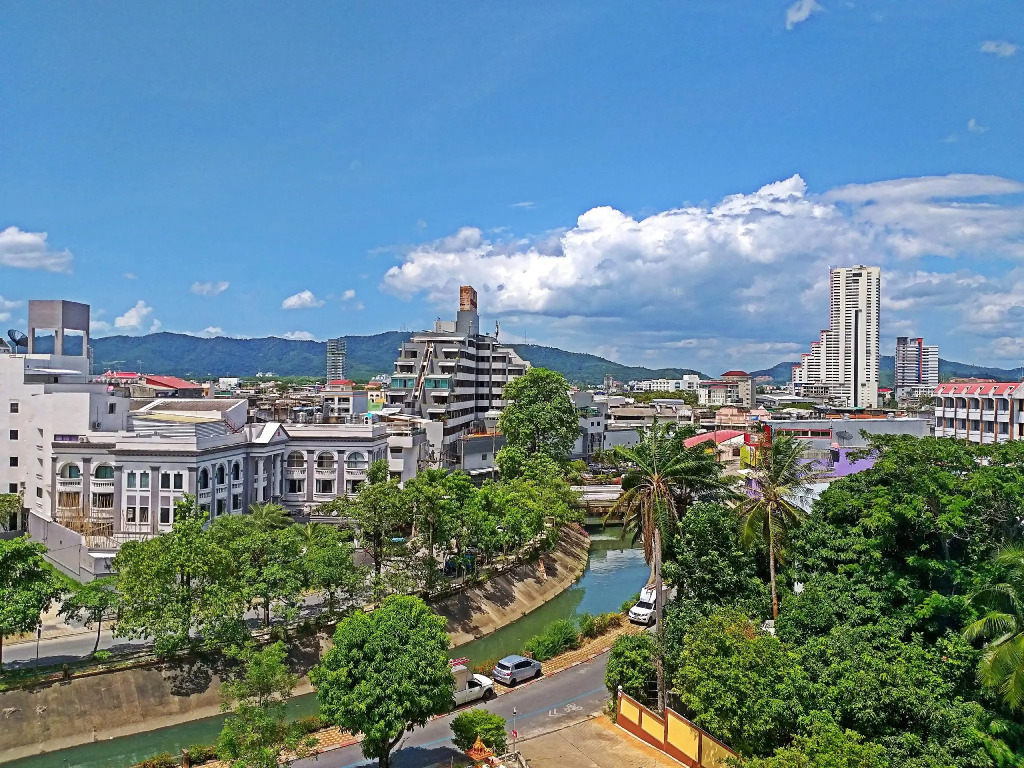Sing Golden Place Hotel