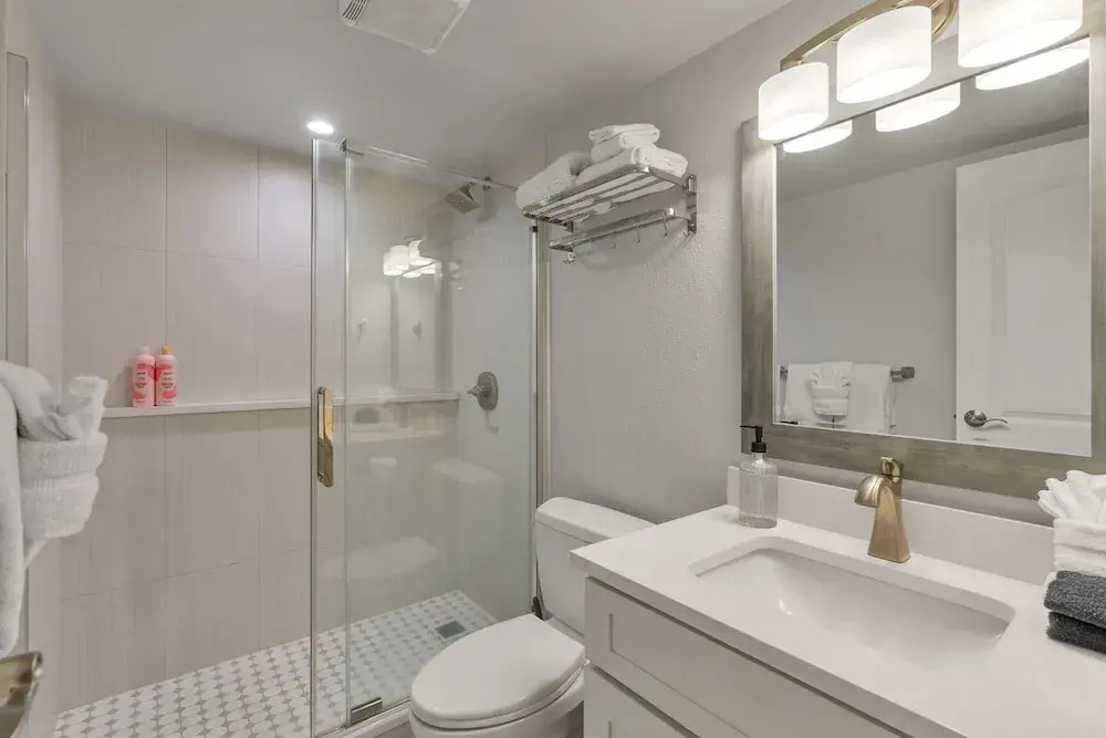 Pacific Shores B203 2 Bedroom Condo