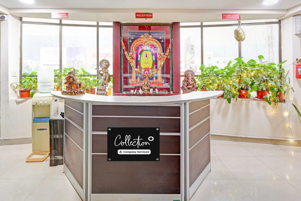 OYO Collection O NAD Near Airport