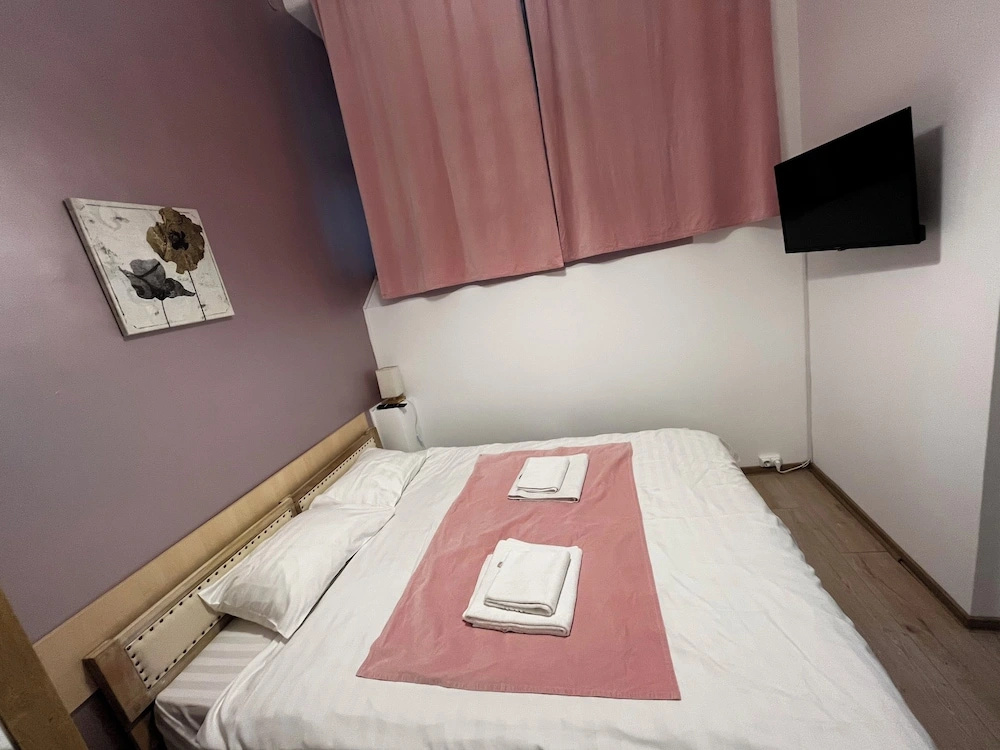 Mira Center Residence