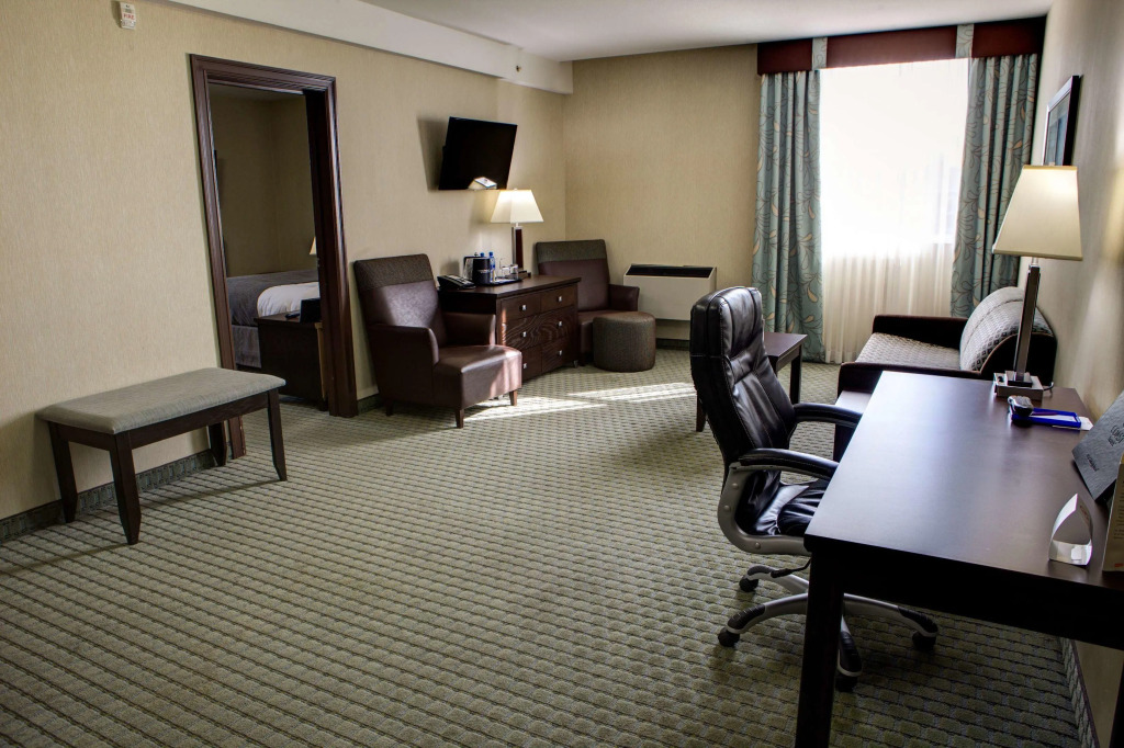 Coast Lethbridge Hotel & Conference Centre