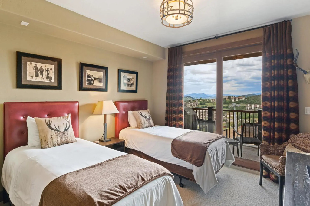 Edgemont 2605 - Luxury Ski-in Ski-out Condo