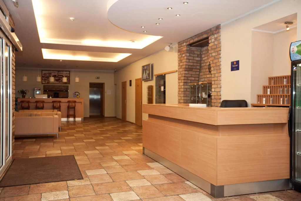 TOSS Hotel