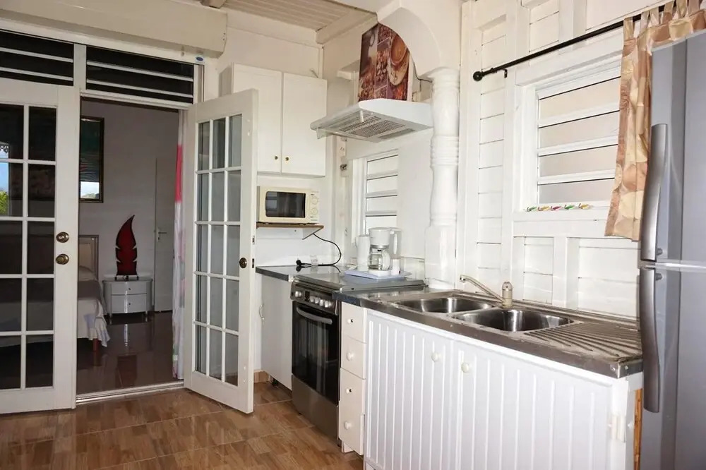 Apartment With one Bedroom in Le Gosier, With Furnished Terrace and Wifi - 3 km From the Beach