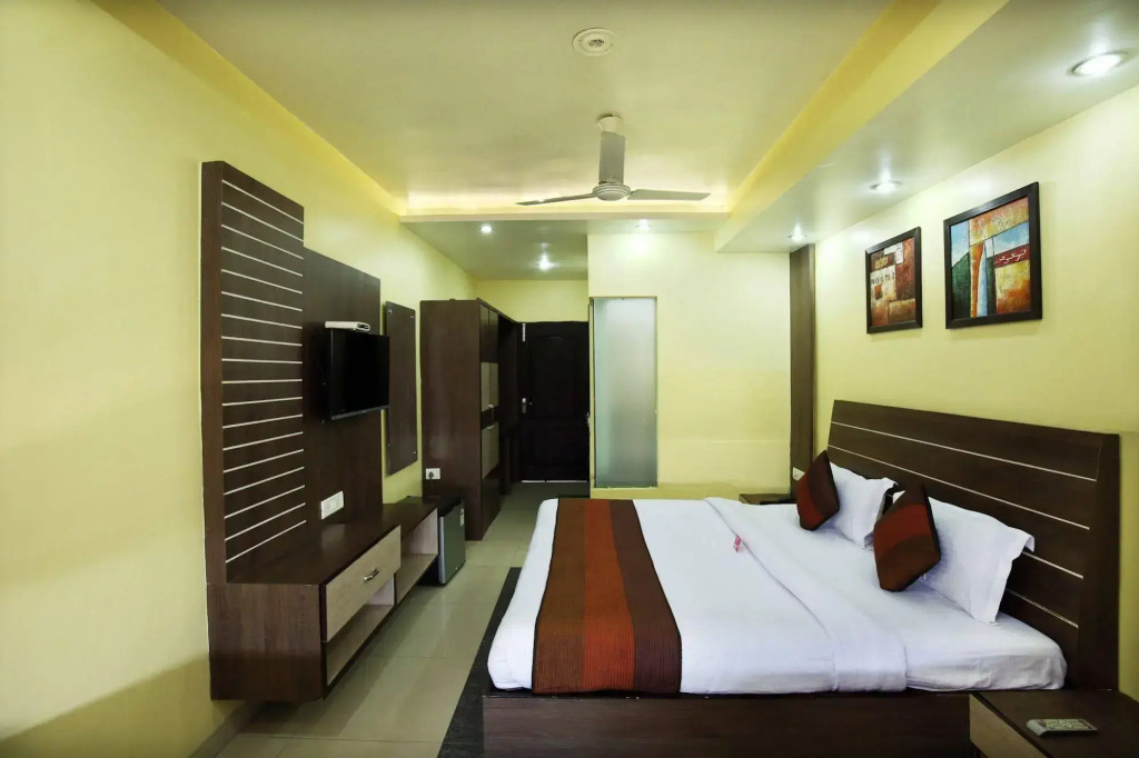 Hotel O by OYO MM Yellowuds