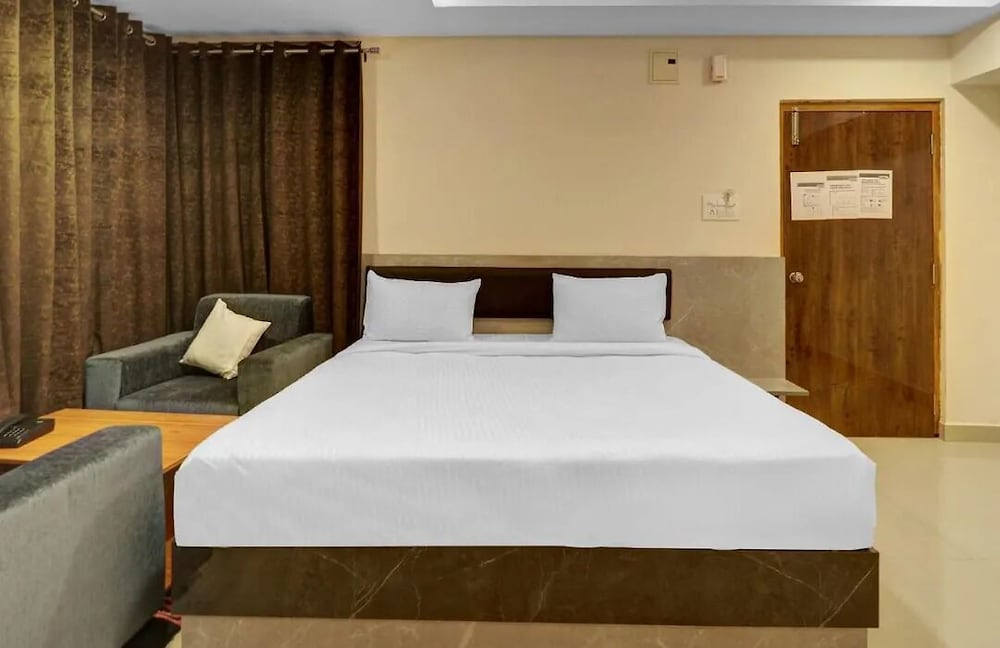 Sharans Inn Gandimisamma