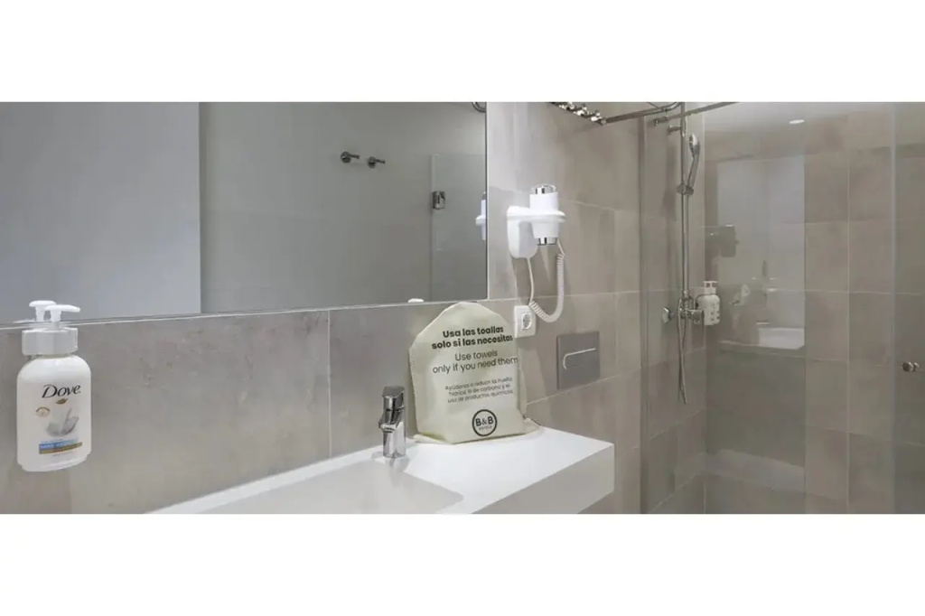 B&B HOTEL Alicante Centro