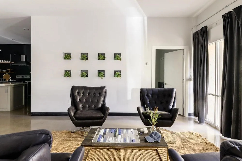 E Main St Unit A - Luna