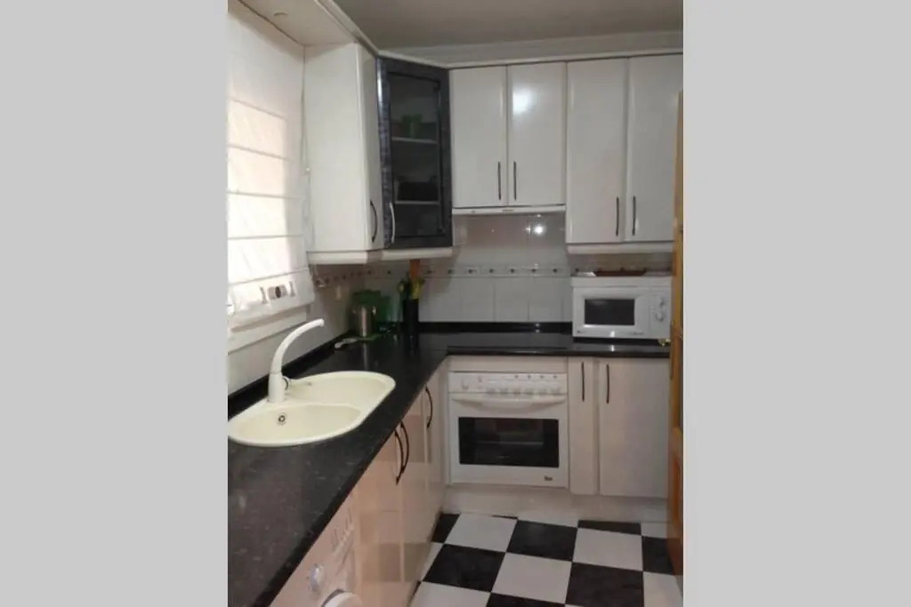 Piso 95 M2 Centrico A 2 Min De La Playa