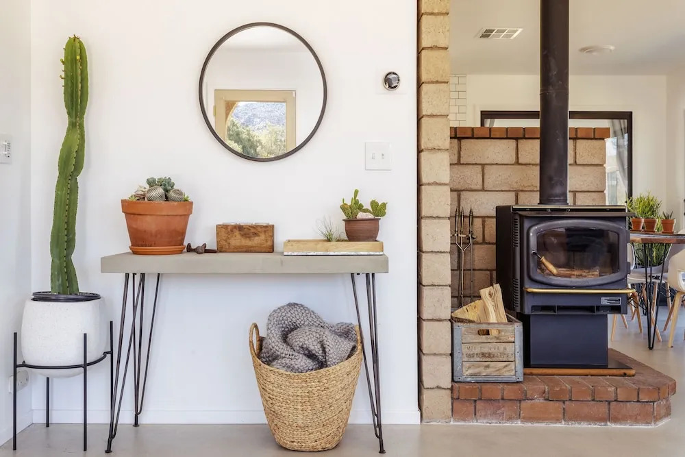Twilight Terrace - Relax In Style 2 Bedroom Home by RedAwning