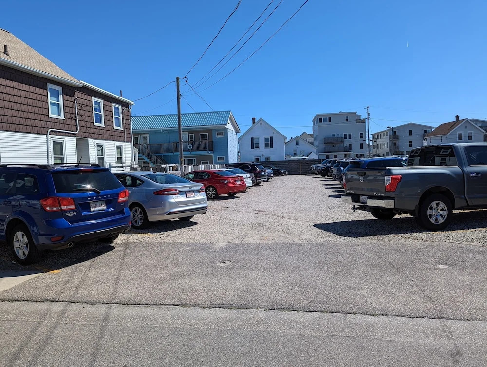 7 Beachside inn