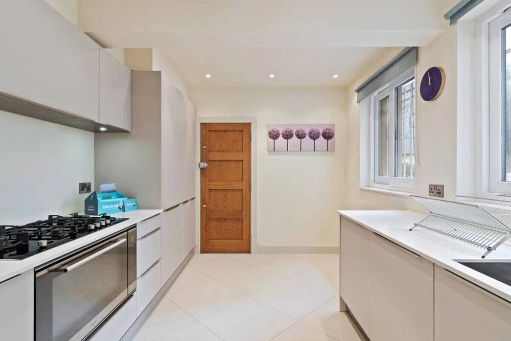 Luxury Knightsbridge 2bed nr Harrods & Hyde Park!