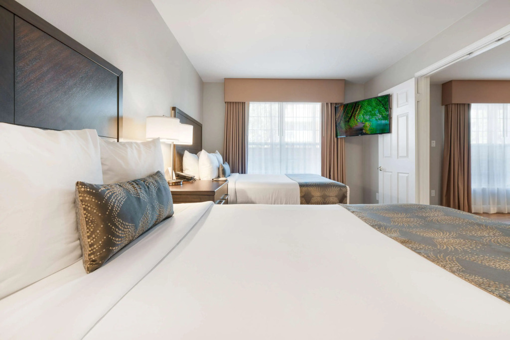 Chase Suites Brea-Fullerton - North Orange County
