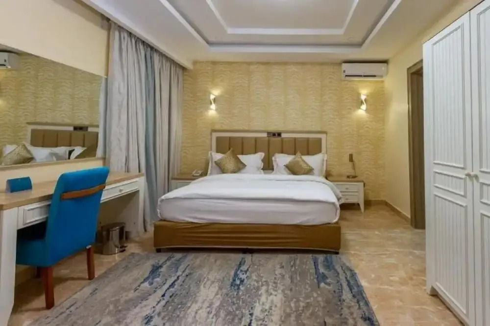 Hera Hospitality Limited