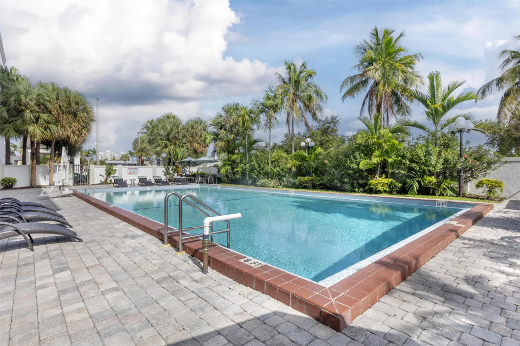 Best Western Plus North Miami-Bal Harbour