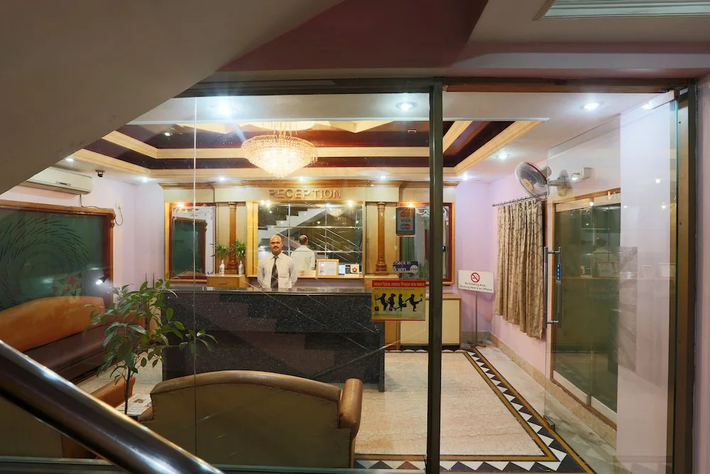 Hotel Rodili Residency