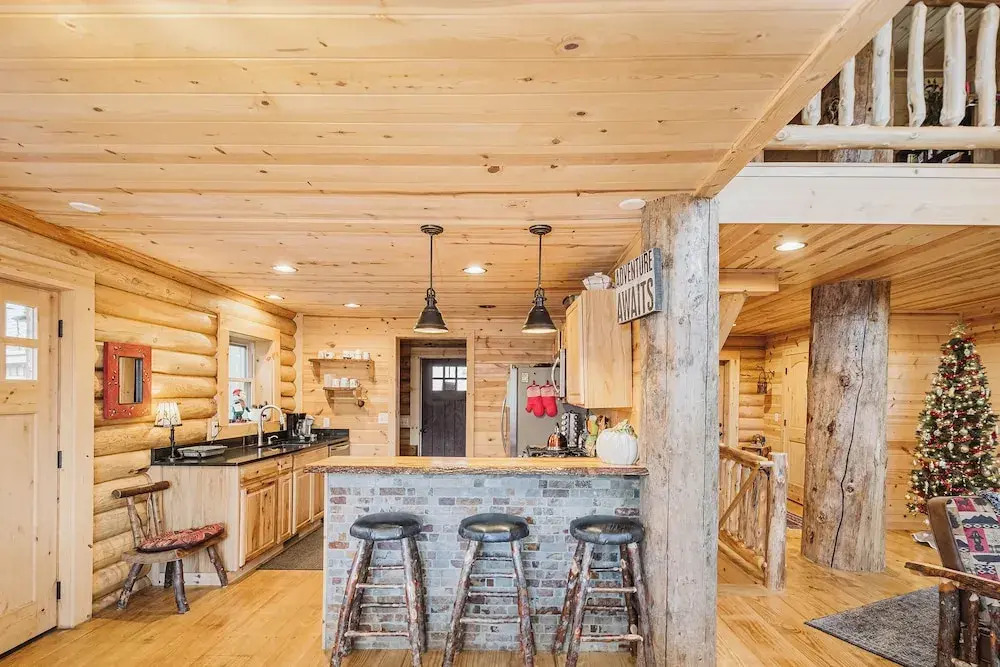 Big Log Lodge
