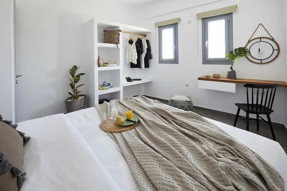Pnoi Luxury Suites
