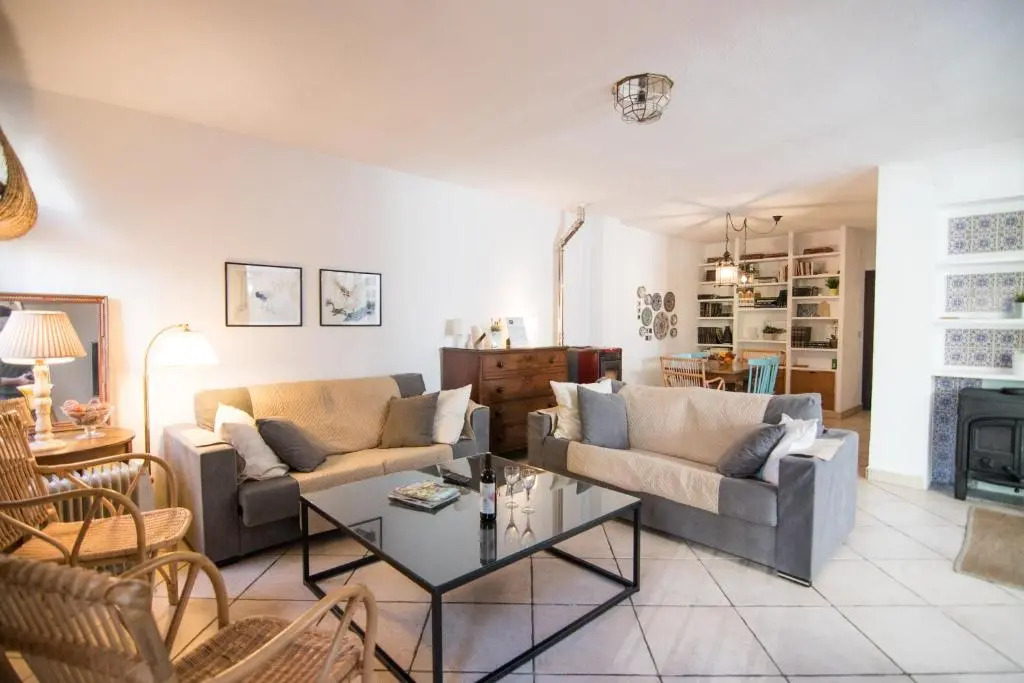 tuGuest Pool House Albaicin