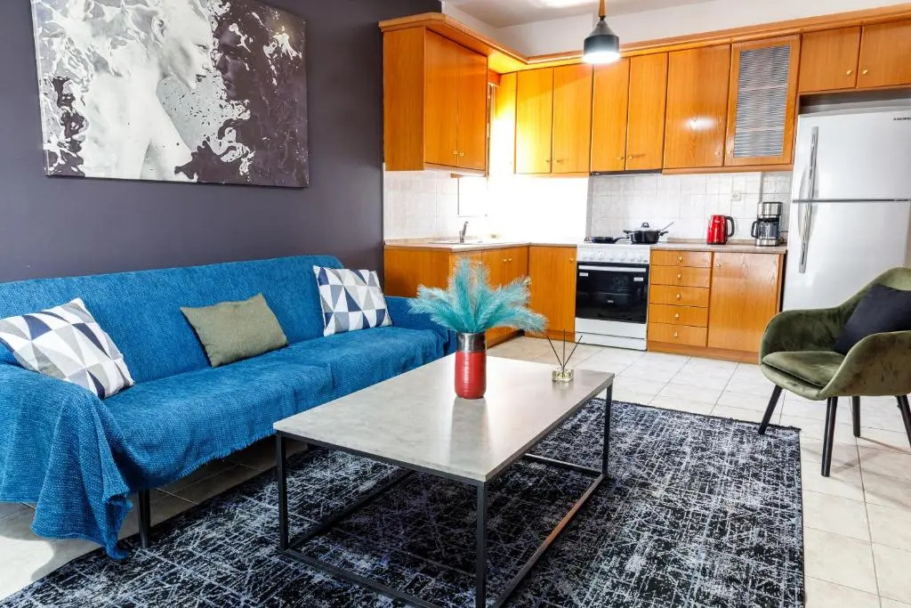 Blaze Studios & Apartments