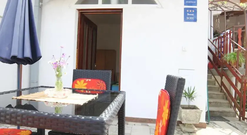 Apartments Dobreva 207