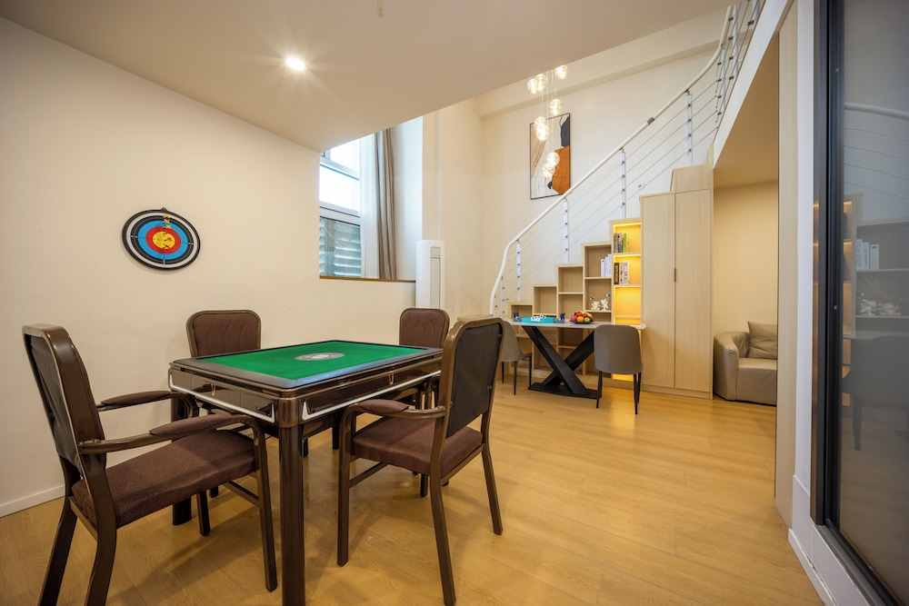 The HEJINN House Design Lofts & Suites-Chunxi Road T,aikoo Li Branch