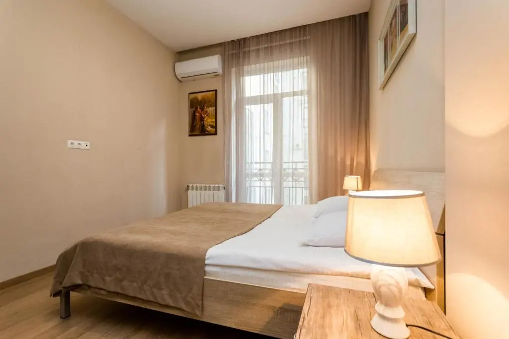 Serviced Apartment on Rustaveli Avenue 3