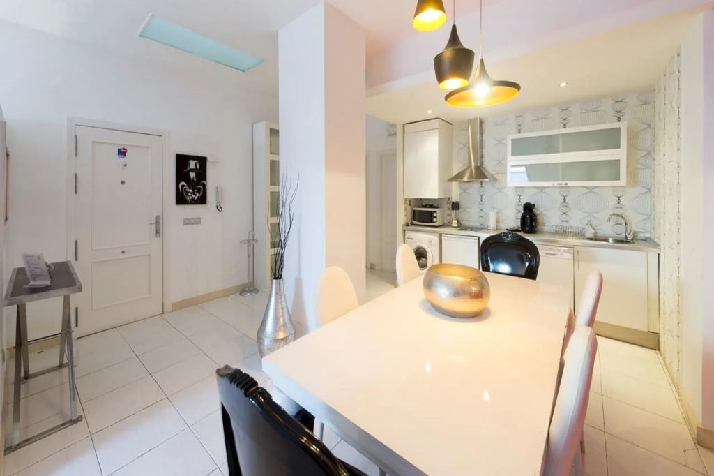 WooTravelling Plaza de Oriente HOMTELS