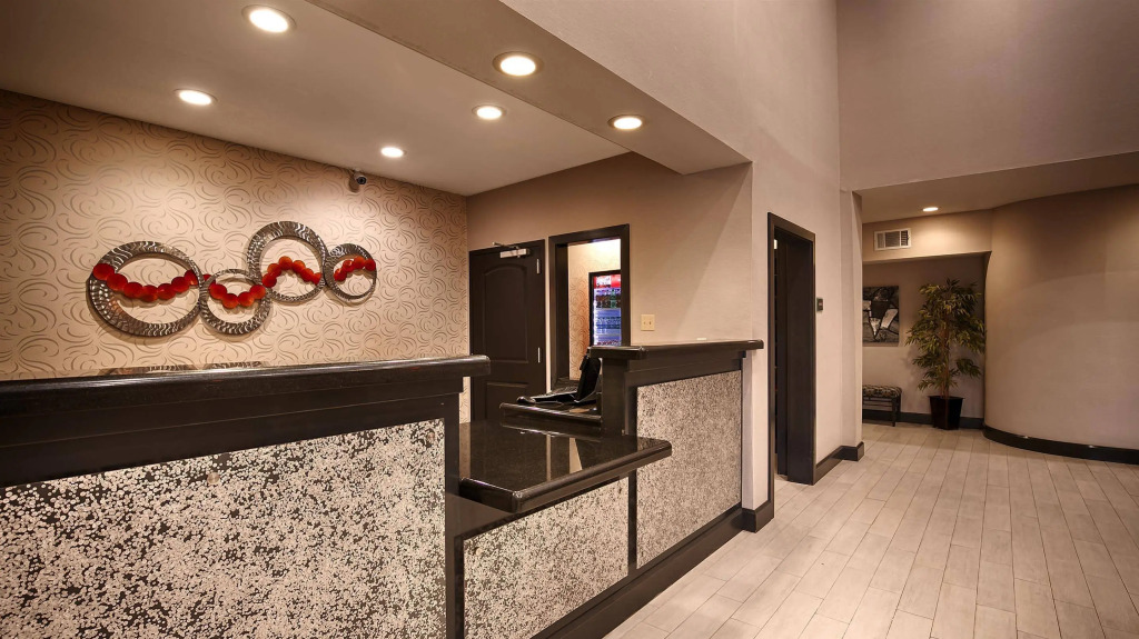 Best Western Huntsville Inn and Suites