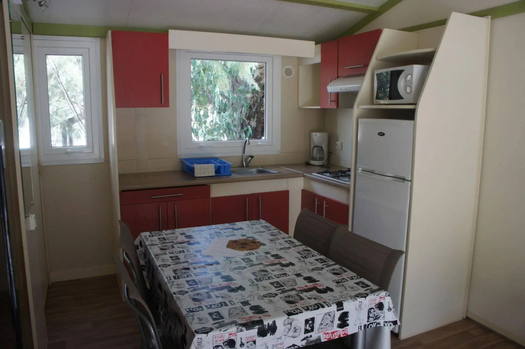 Camping La Pinède