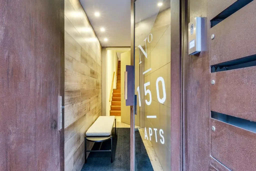 Nº150 Apartment Triplex with Suites and Terrace