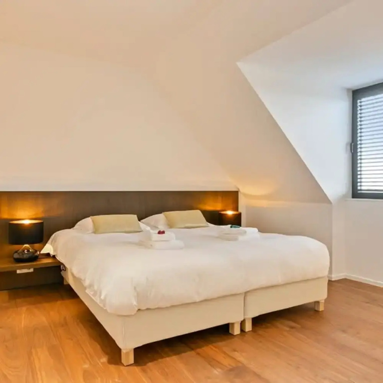 Majestic new Penthouse With 2 Parkings