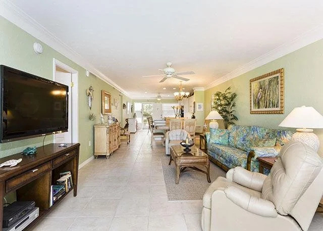 Bay Tree Club 106 2 Br Condo by RedAwning