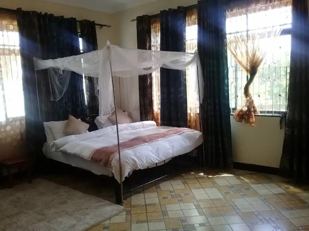 Kisasa Home