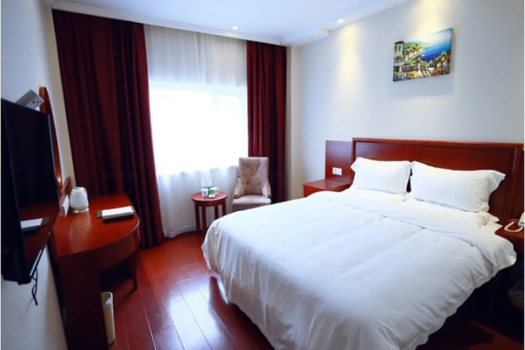 GreenTree Inn JiangSu XuZhou KuangDa HuaiTa East Gate Express Hotel