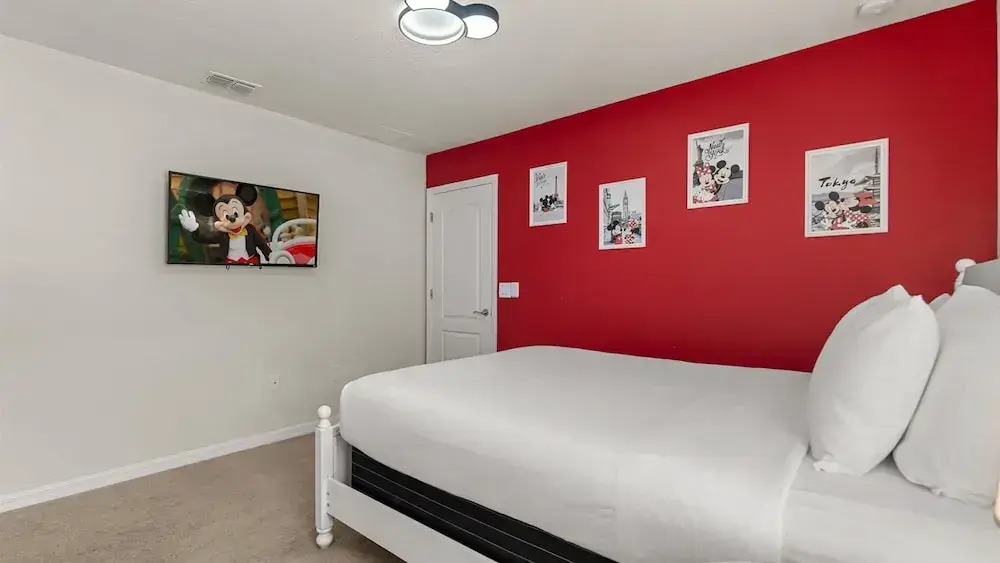 Upstay - Pool & Hot Tub Heating, Epic Games Room