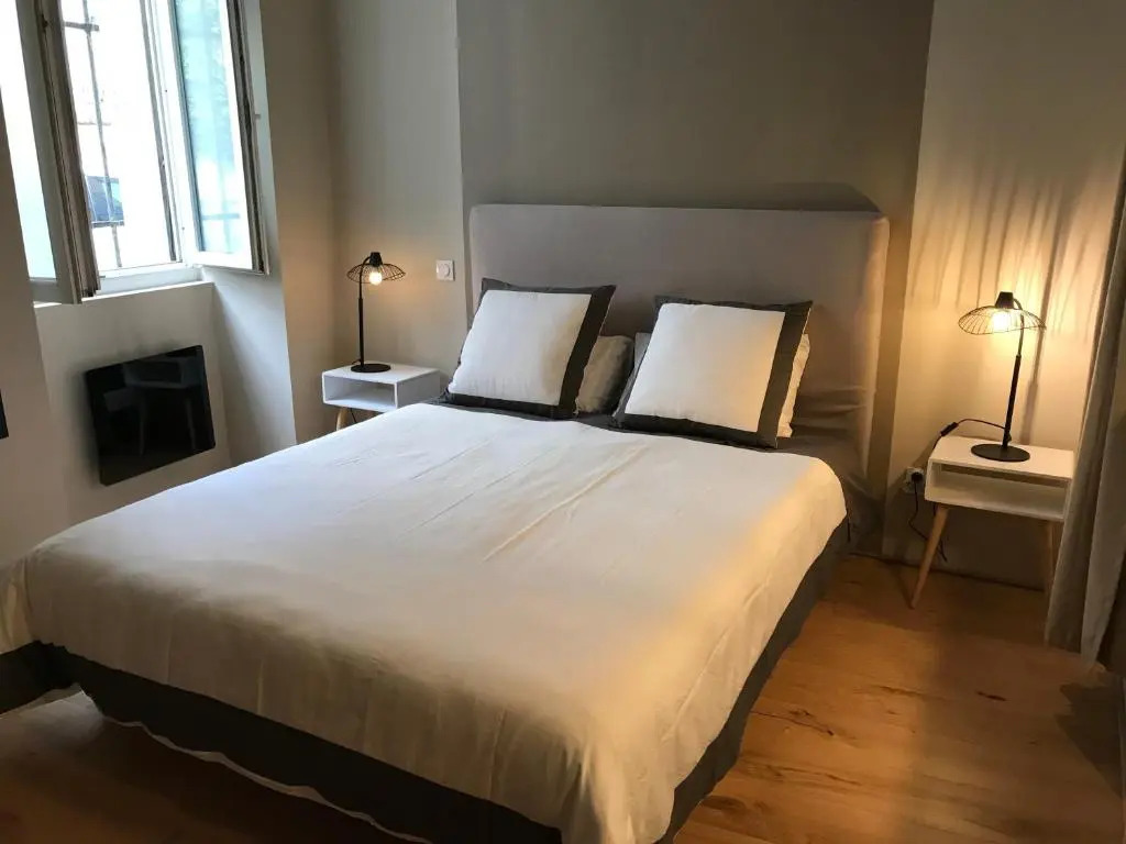 T2 centre ville avec extérieur