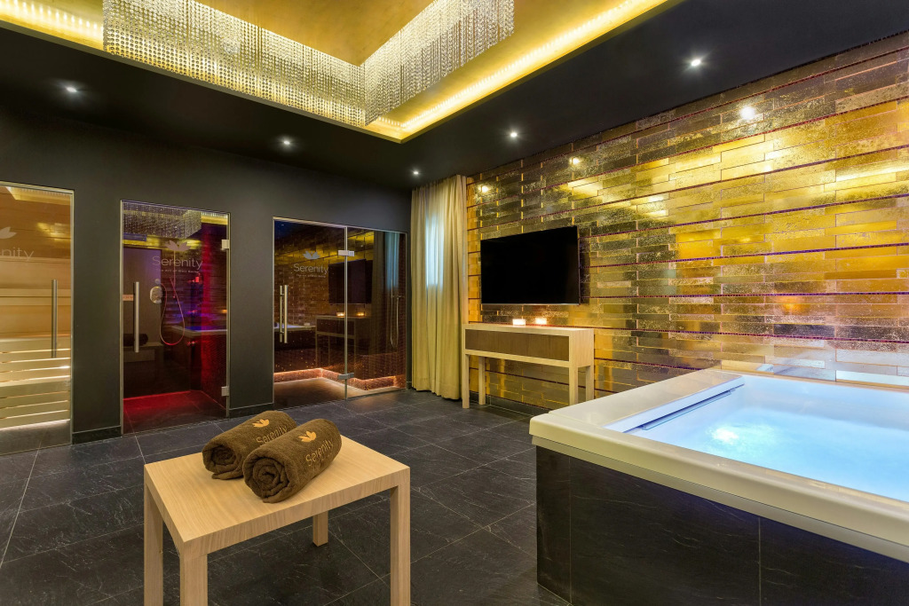 Pine Cliffs Ocean Suites, a Luxury Collection Resort & Spa, Algarve