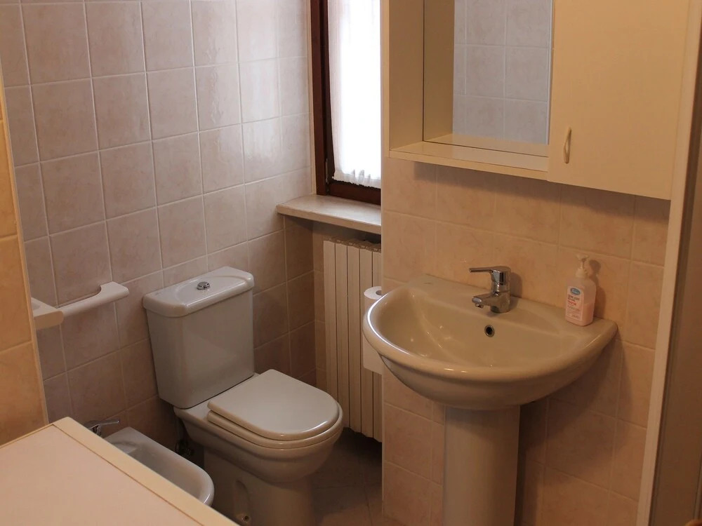 Snug Holiday Home in Lazise With Heating, Near Lake Garda